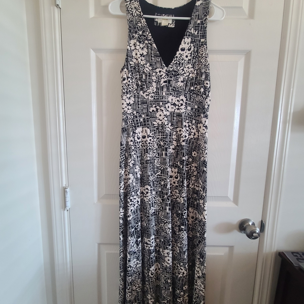 Maeve By Anthropologie Livia Black and White V-Neck Sleeveless Midi Dress